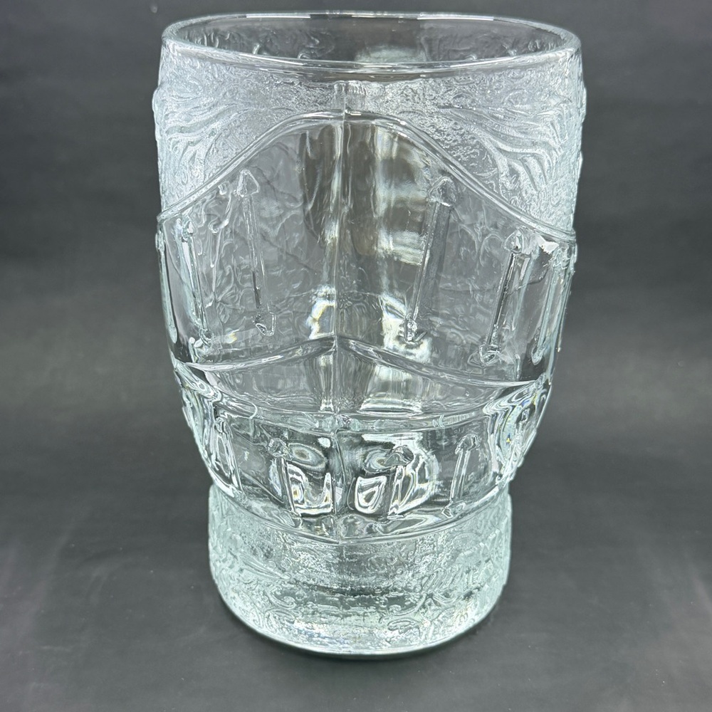 Vintage Excalibur Las Vegas Knight Helmet Beer Mug Luminarc Casino Stein RARE - Picture 3 of 6